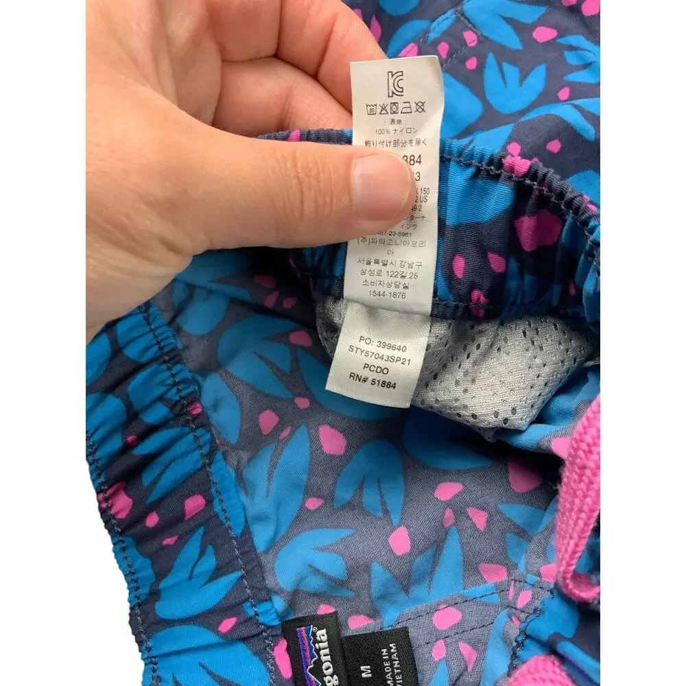 Patagonia Women’s Baggies Shorts Medium Blue Pink Floral 2.5” Unlined Trail Run